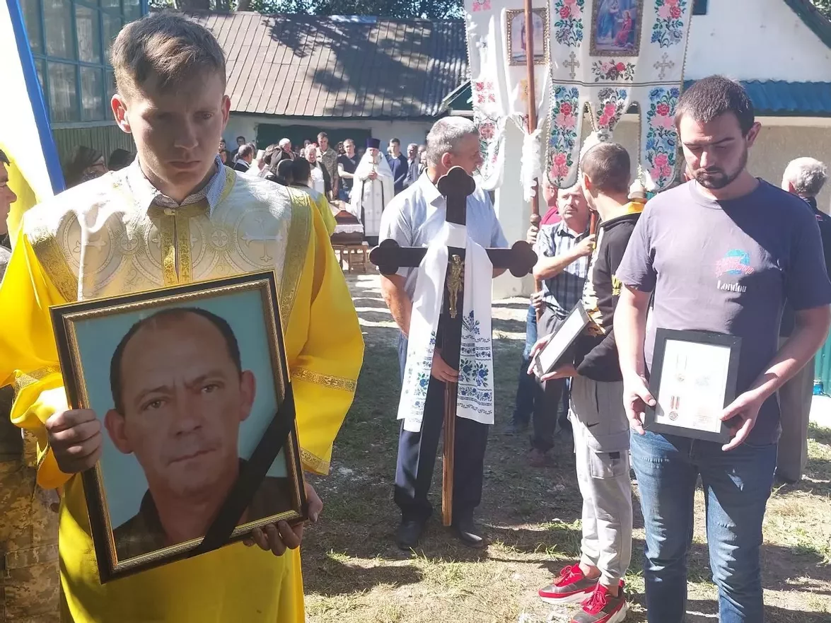 Був кращим із людей…Тернопільщина прощається з загиблим військовим (ФОТО)
